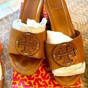 Selling 4 pairs of we loved shoes ferragamo Tory Burch & circus by Sam Edelman